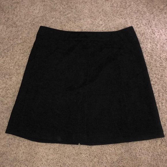 Black Button Mini Skirt - Picture 3 of 5